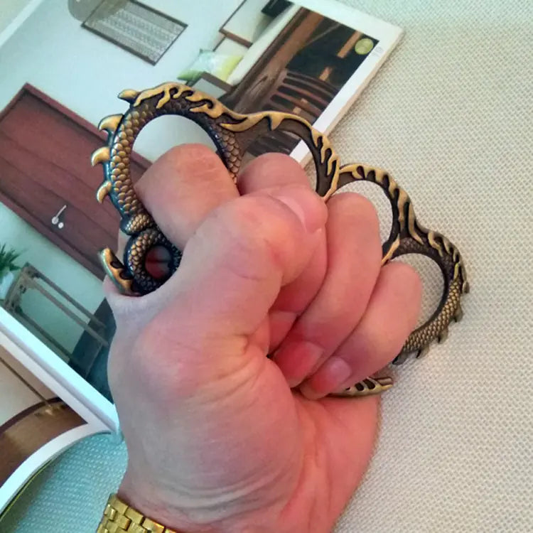 Dragon knuckles